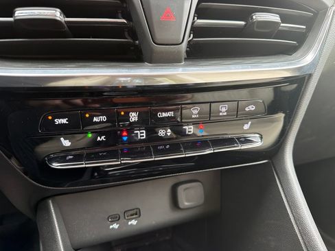 Used 2024 Buick Encore GX Avenir w/ Avenir Technology Package AWD/4WD image 15