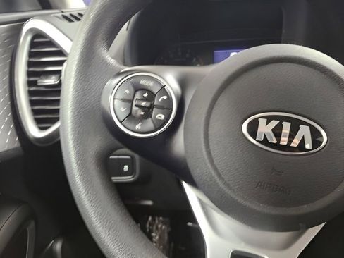 Used 2021 Kia Soul LX FWD image 25