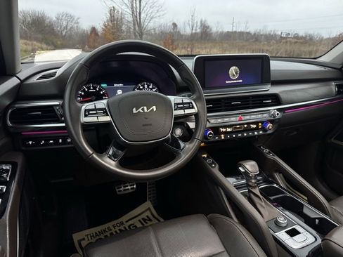 Used 2022 Kia Telluride SX w/ Towing Package image 12