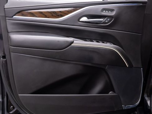 Certified 2024 Cadillac Escalade Sport Platinum w/ LPO, ONYX Package image 16