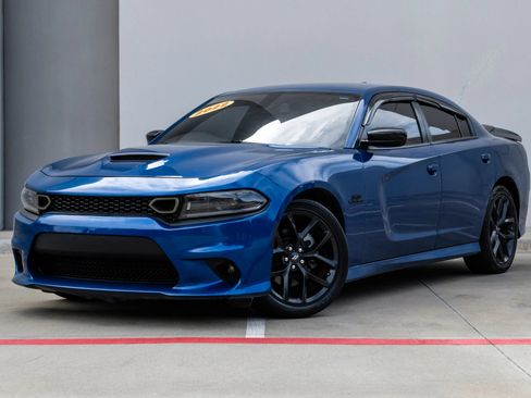 Used 2022 Dodge Charger R/T w/ Blacktop Package RWD image 6