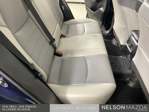Used 2019 Toyota RAV4 Limited FWD image 30