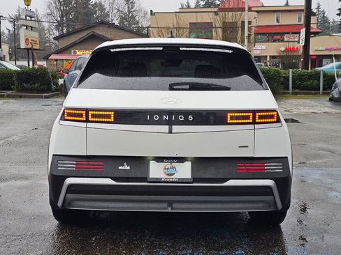 Used 2026 Hyundai Ioniq 5 SEL image 6