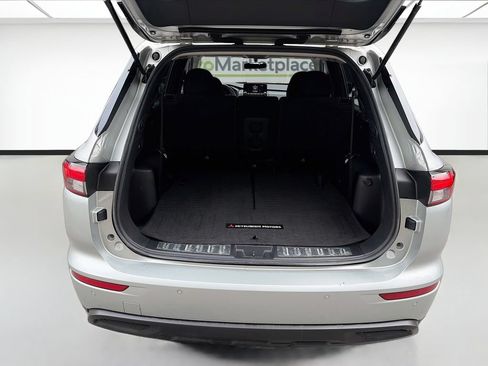 Used 2022 Mitsubishi Outlander ES FWD image 24