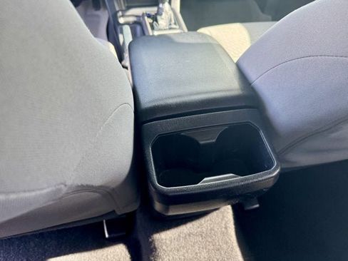 Used 2020 Toyota Tacoma SR5 image 17