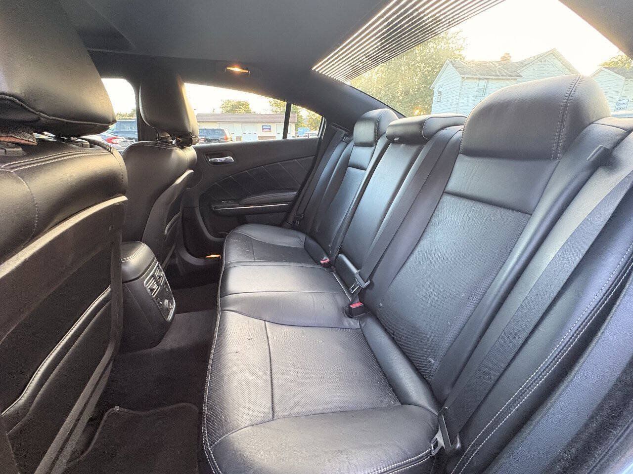 Used 2012 Dodge Charger R/T RWD image 21