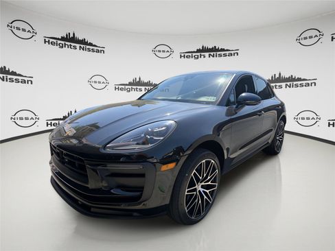 Used 2023 Porsche Macan Turbo AWD/4WD image 1