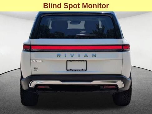 Used 2025 Rivian R1S Adventure AWD/4WD image 6