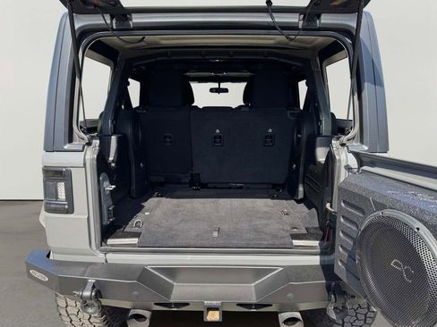 Used 2020 Jeep Wrangler Unlimited Sport image 14