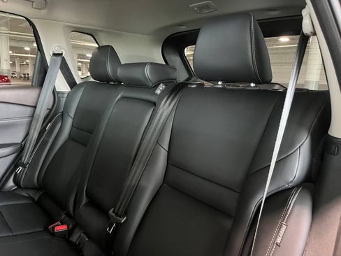 Used 2023 Nissan Rogue SL AWD/4WD image 35