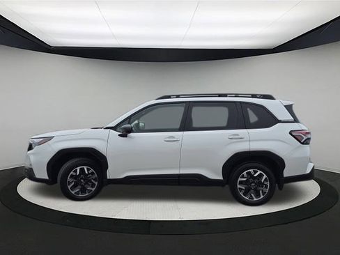Certified 2025 Subaru Forester Premium image 4