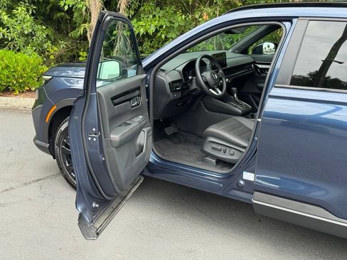 Certified 2026 Honda CR-V Sport Touring image 7