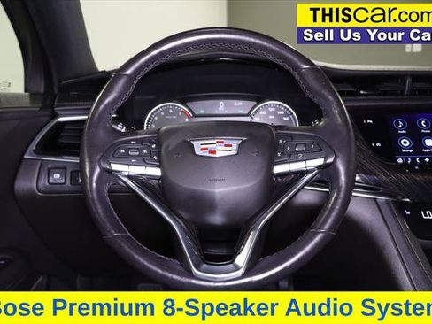 Used 2022 Cadillac XT6 Premium Luxury FWD image 16