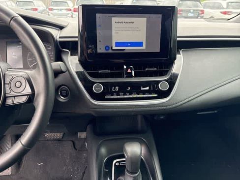 Used 2025 Toyota Corolla SE image 20
