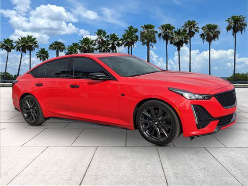 Used 2022 Cadillac CT5 Sport image 2