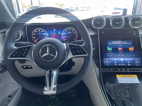 Certified 2025 Mercedes-Benz GLC 300 image 27