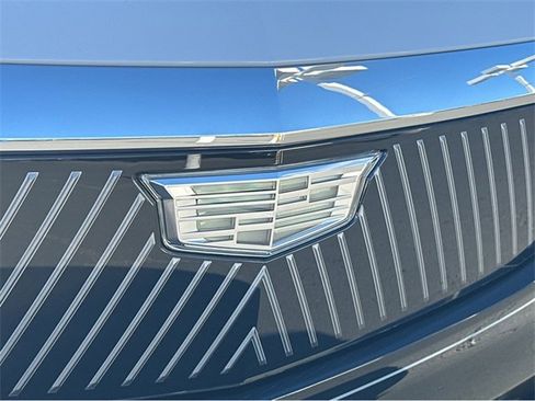 New 2025 Cadillac Escalade IQ Luxury 2 image 37