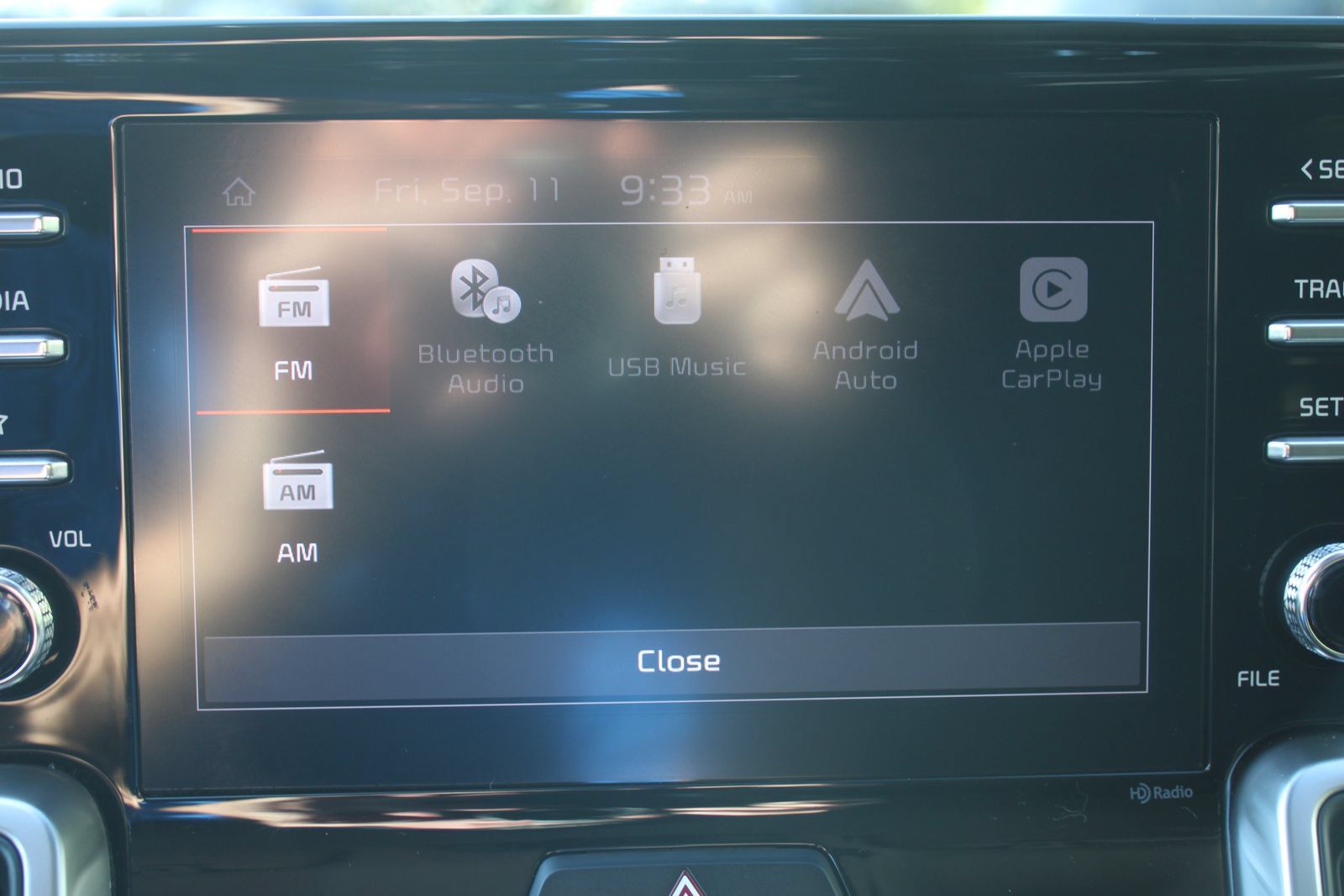 Certified 2023 Kia Sorento LX FWD image 43