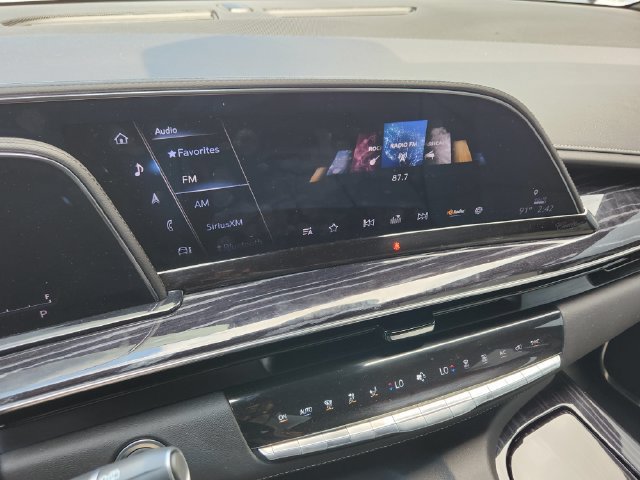 Used 2022 Cadillac Escalade ESV Sport w/ Touring Package AWD/4WD image 16