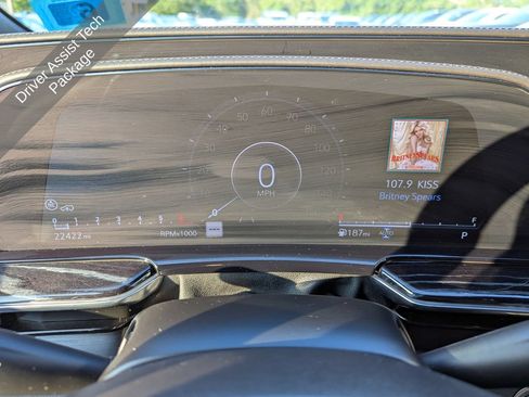 Used 2021 Cadillac Escalade Sport w/ Driver Assist Tech Package AWD/4WD image 5