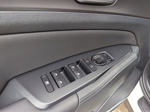 New 2026 Kia Sportage EX FWD image 20