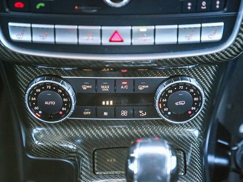 Used 2018 Mercedes-Benz G 550 Squared image 23