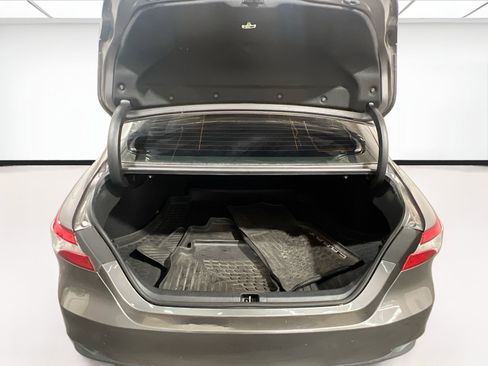 Used 2020 Toyota Camry LE w/ Protection Package (Q2) FWD image 17