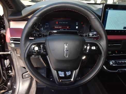 New 2025 Lincoln Corsair Reserve w/ Equipment Group 202A image 22