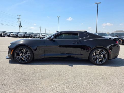 Used 2018 Chevrolet Camaro ZL1 image 4