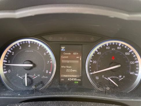 Used 2018 Toyota Highlander XLE AWD/4WD image 17