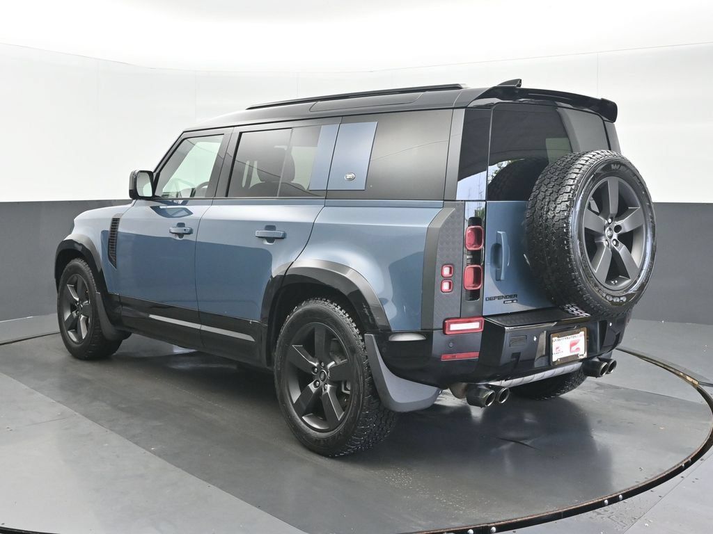 Used 2020 Land Rover Defender 110 SE AWD/4WD image 5