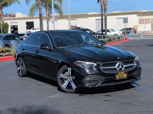 Used 2025 Mercedes-Benz C 300 Sedan image 2