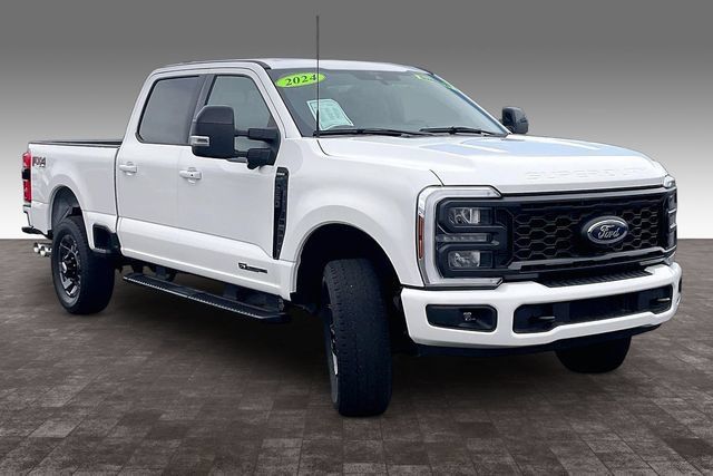 Used 2024 Ford F250 Lariat w/ Sport Appearance Package AWD/4WD image 11