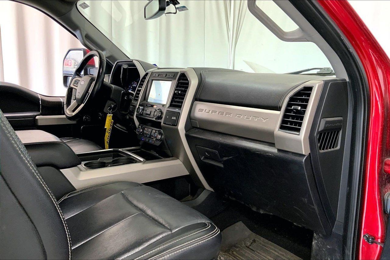 Used 2021 Ford F250 Lariat w/ Lariat Value Package AWD/4WD image 28