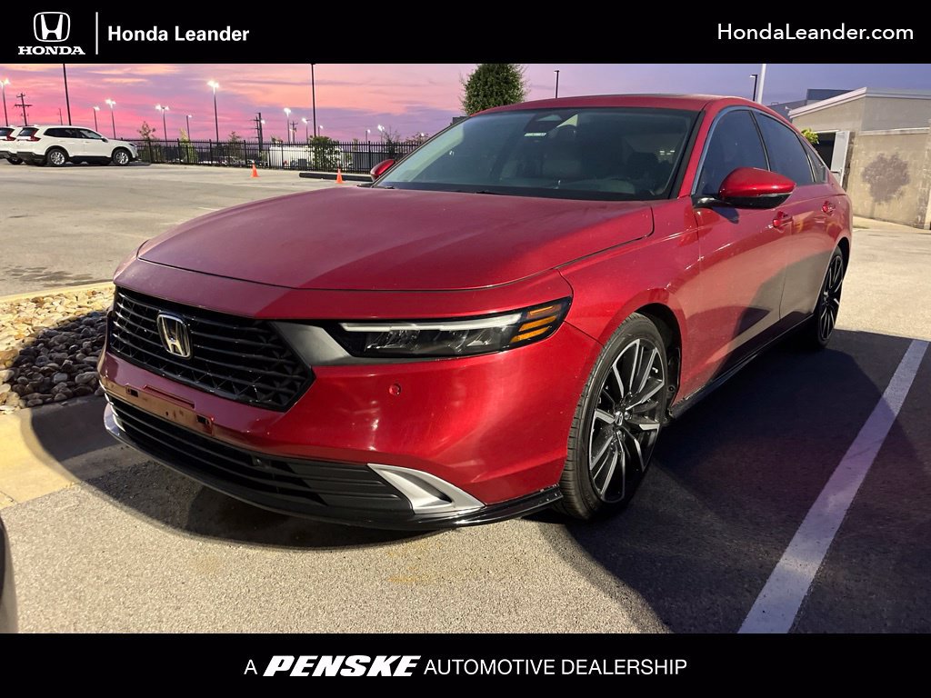 Used 2023 Honda Accord Touring image 1