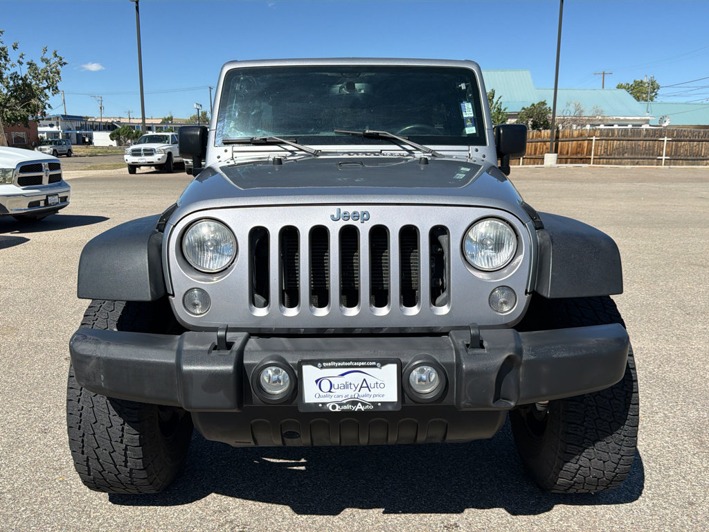 Used 2014 Jeep Wrangler Unlimited Rubicon w/ Max Tow Package AWD/4WD image 27