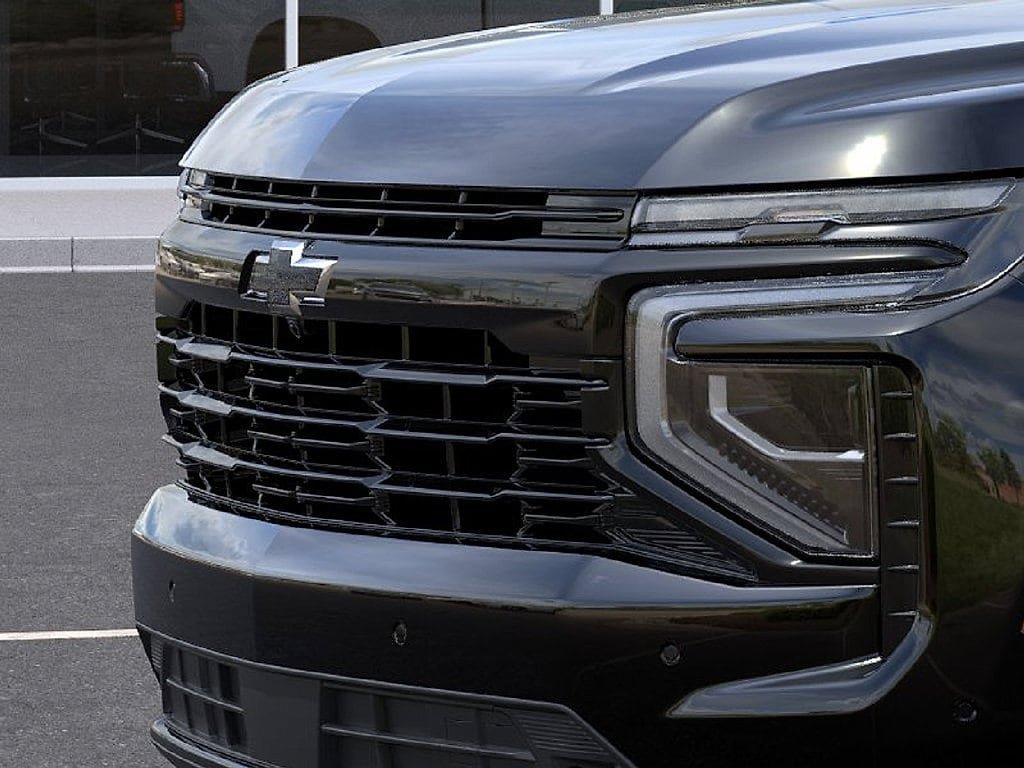 New 2027 Chevrolet Suburban RST w/ Comfort Package AWD/4WD image 13