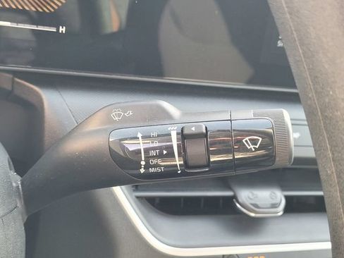 Used 2025 Kia K4 FWD image 17