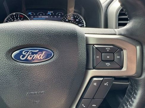 Used 2021 Ford Expedition XLT AWD/4WD image 32