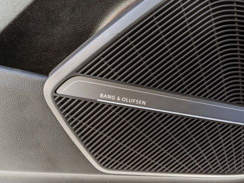 Used 2023 Audi SQ5 Premium Plus image 16