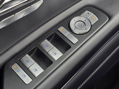 Used 2025 Genesis GV80 2.5T Standard image 31