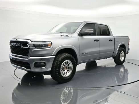 Used 2025 RAM 1500 Big Horn AWD/4WD image 1