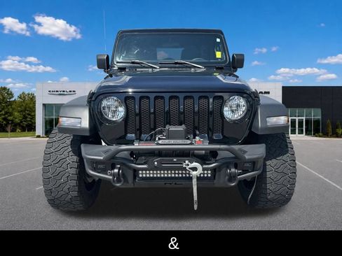 Used 2023 Jeep Wrangler Unlimited Sport AWD/4WD image 3