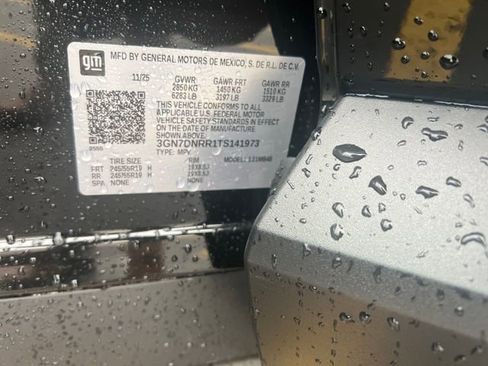 New 2026 Chevrolet Equinox EV LT image 25