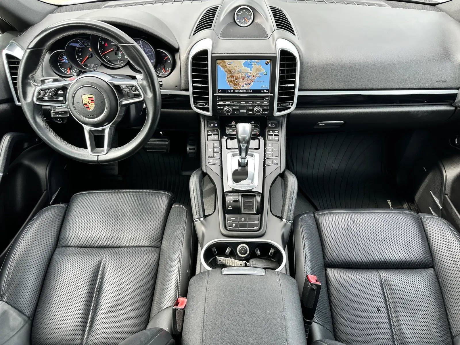 Used 2016 Porsche Cayenne AWD/4WD image 23
