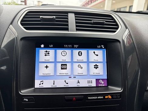 Used 2019 Ford Explorer XLT w/ Equipment Group 202A image 37