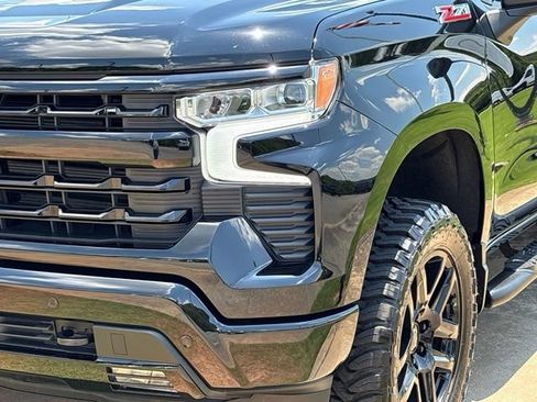 Used 2025 Chevrolet Silverado 1500 RST w/ Convenience Package II AWD/4WD image 11