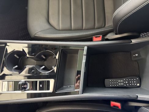 Used 2024 Volkswagen Atlas SEL image 31