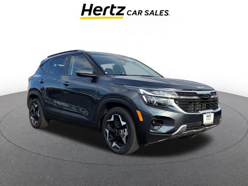 Used 2025 Kia Seltos S image 1