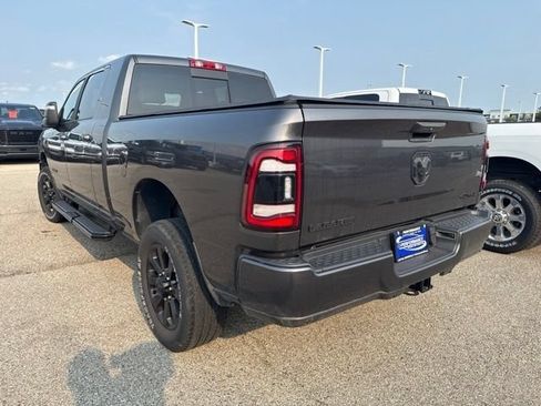 Used 2023 RAM 2500 Laramie AWD/4WD image 11